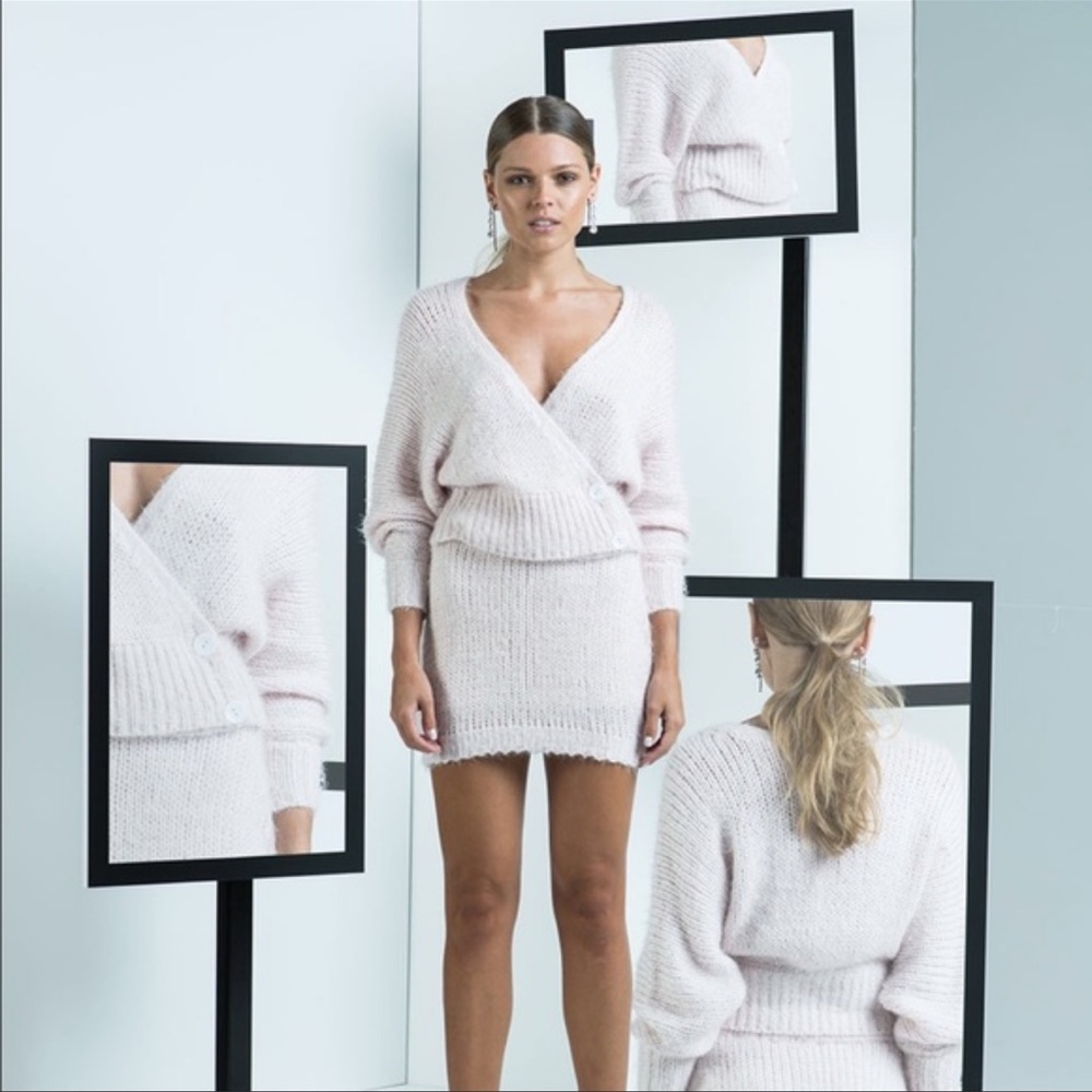 ASILIO “The Pink Slipper” Matching Sweater Skirt